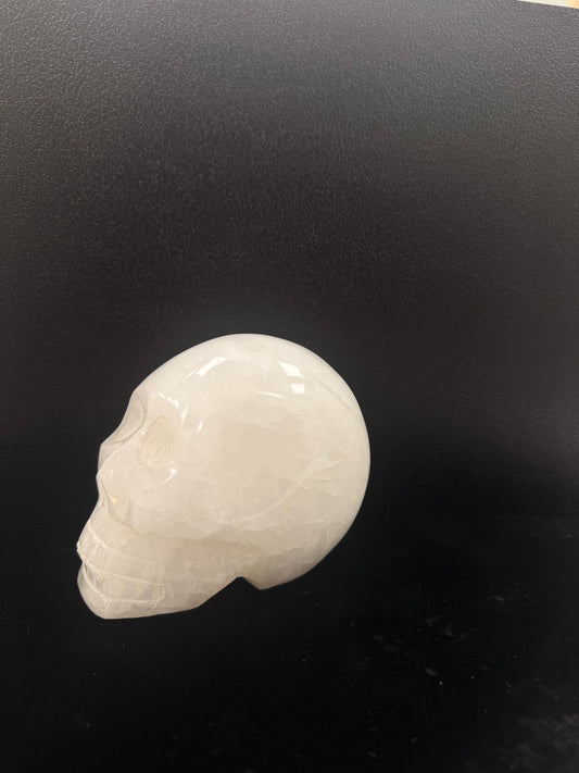 TETE DE MORT EN CRISTAL DE ROCHE